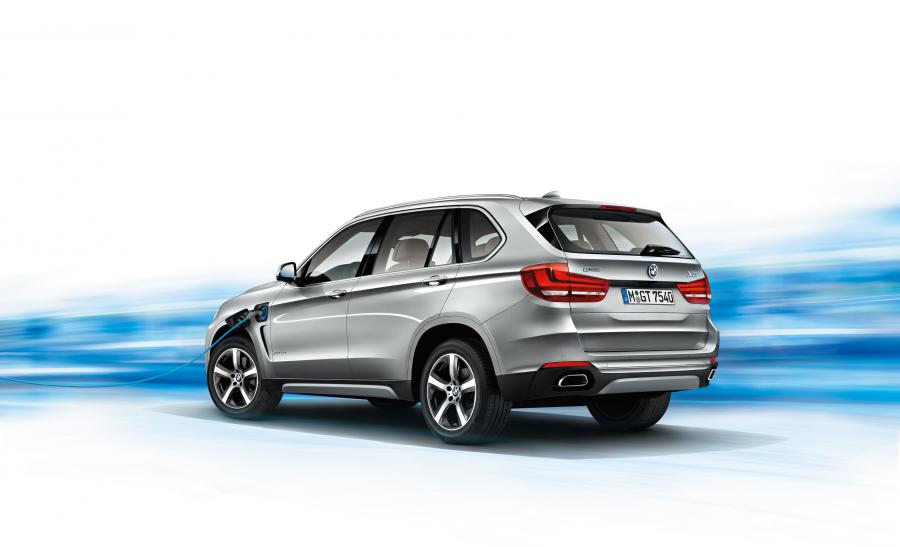  BMW X5 xDrive40e 2015 года  (фото 24 из 61)